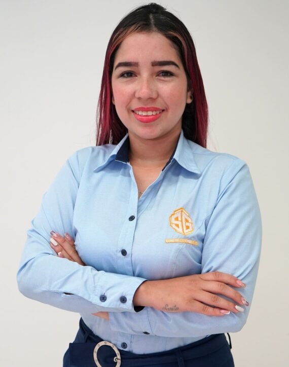 Leidy Caicedo, Atención al cliente y asistente comercial